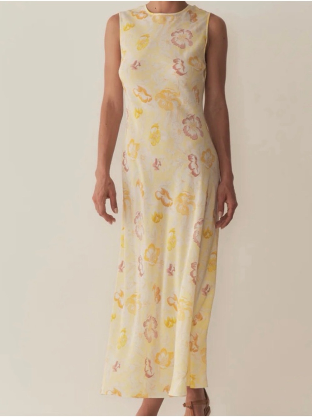 Doen Sleeveless Yellow Floral Maxi Dress